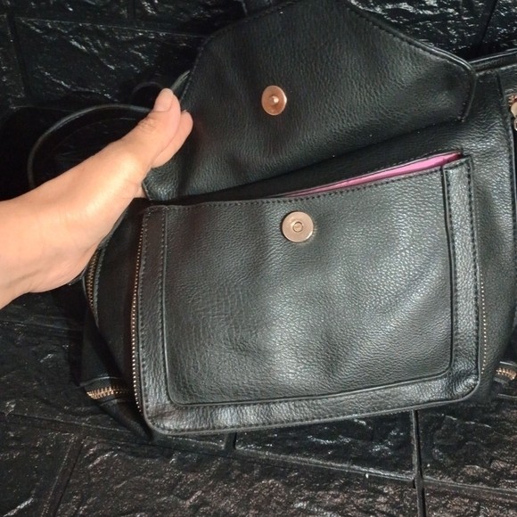 Nicole black shoulder strap bag - Picture 13 of 15